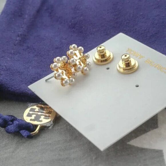 Tory Burch Kira Pearl Stud Earrings in Tory Gold / Cream - Picture 3 of 4
